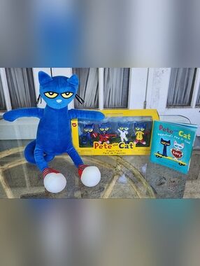 Pete The Cat Figure Set 4 Pack, Pete The Cat Licensed Plushie, McDonalds Book